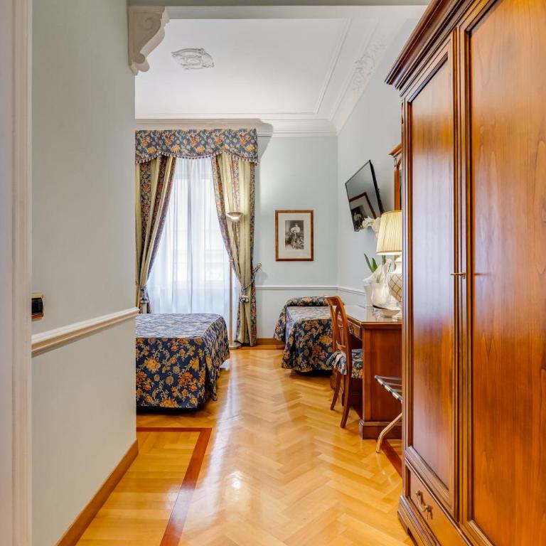 Hotel Cellini - Camera Tripla - 7