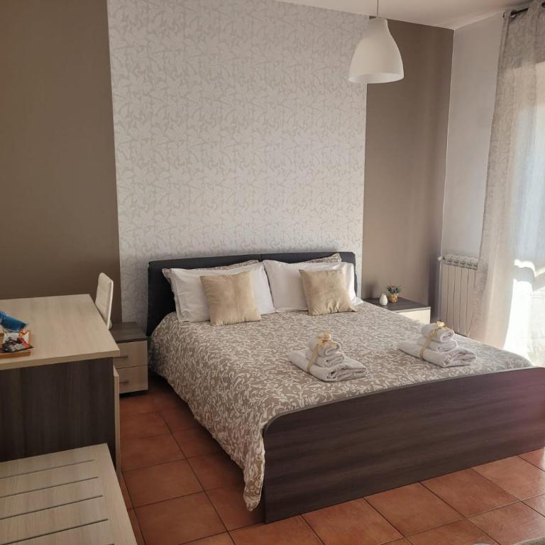 Dante091 - Standard Double Room with Shared Bathroom - 21