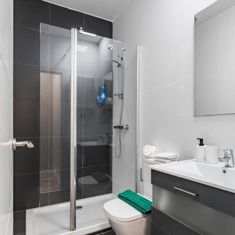 Cerca Santiago Bernabéu - Apartamento TORRE PICASSO - Apartamento de 2 dormitorios - 10