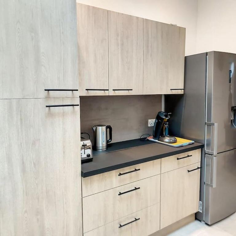Maison proche centre ville clim jardin wifi 8 personnes - Maison 4 Chambres - 4