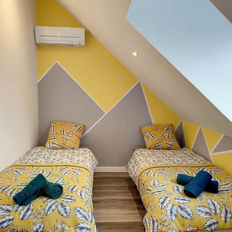 Maison proche centre ville clim jardin wifi 8 personnes - Maison 4 Chambres - 9