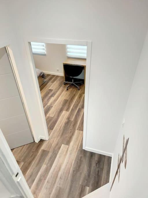 Maison proche centre ville clim jardin wifi 8 personnes - Maison 4 Chambres - 19
