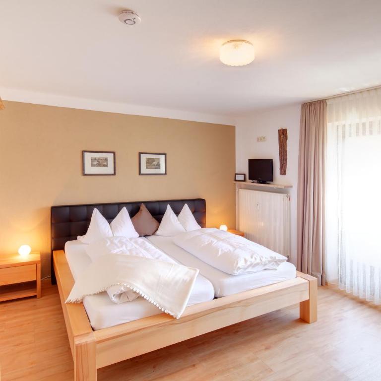 Haus Schmölz Ferienwohnung Allgäu - Apartment mit 1 Schlafzimmer - 3