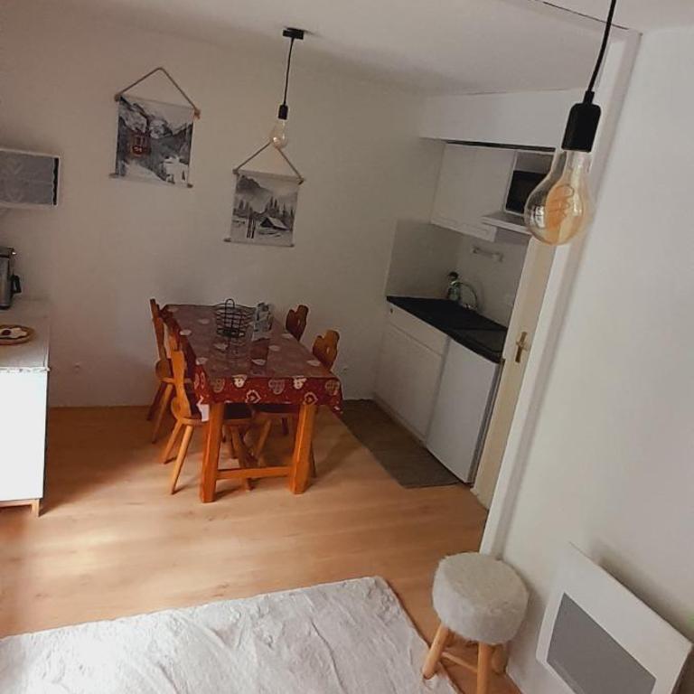 Appartement vue montagne proximité ski et parcours TMB - Apartamento con vistas a las montañas - 9