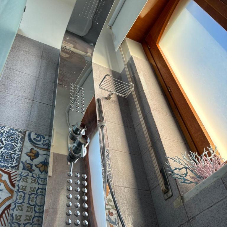 sun sky sea suite - Camera Tripla Superior con Vista Mare - 12