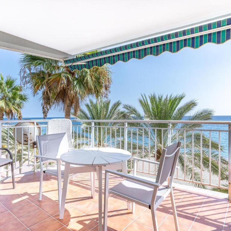 Apartaments Paseo Marítimo by Expoholidays - Apartamento de 3 dormitorios - 1