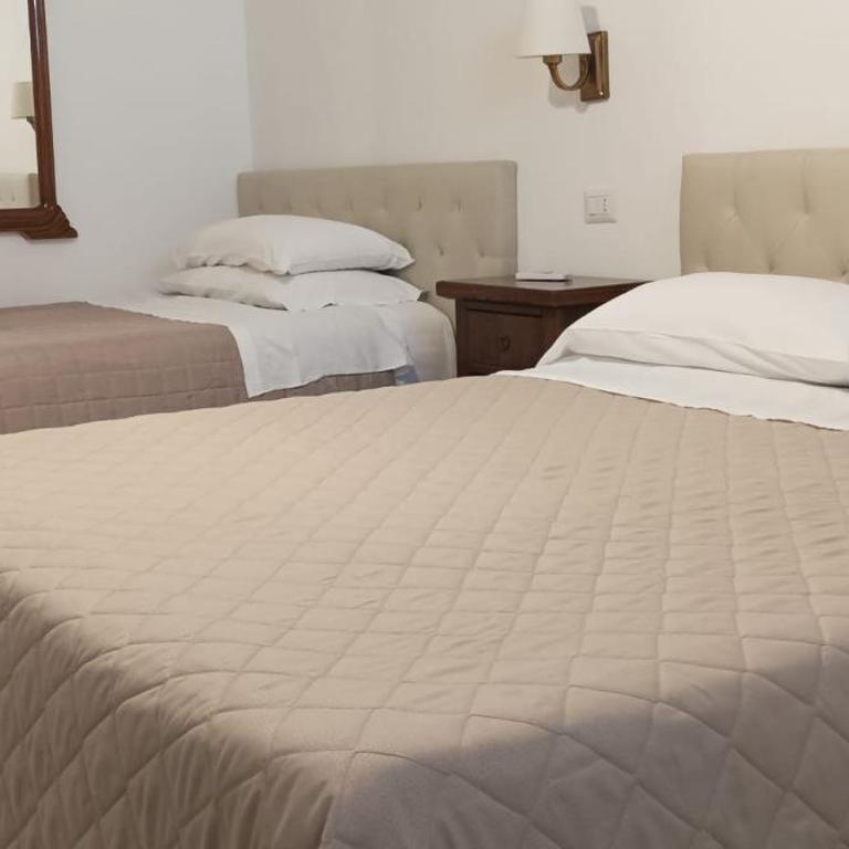 Speedy Guest Rooms - Camere Vicino Aeroporto e Fiera - Camera Quadrupla Deluxe - 2