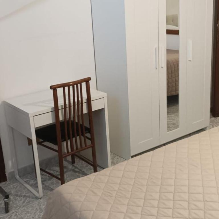 Speedy Guest Rooms - Camere Vicino Aeroporto e Fiera - Camera Quadrupla Deluxe - 3