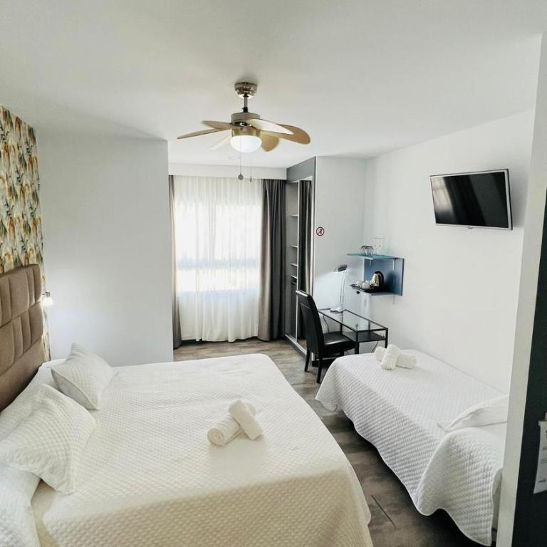 Bajondillo Beach Cozy Inns - Habitación Triple con vistas - 4