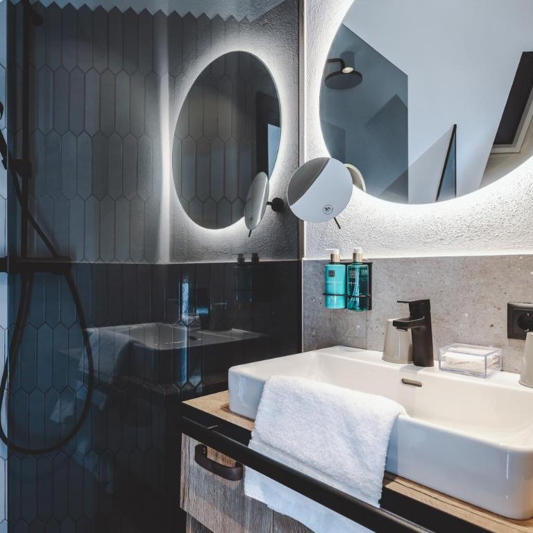 The Gast House Zell am See - Suite mit 4 Schlafzimmern und Sauna - 3