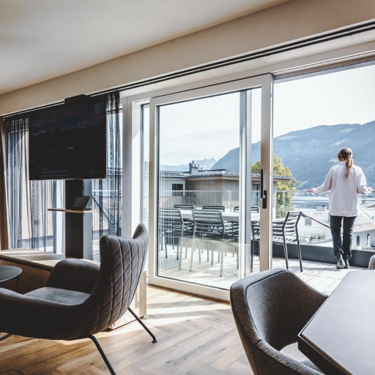 The Gast House Zell am See - Suite mit 4 Schlafzimmern und Sauna - 5