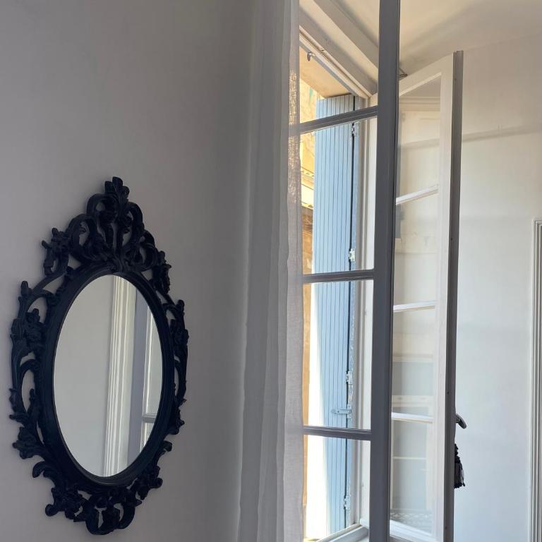 Maison d’hôtes Le 1853 - Chambre Quadruple avec Salle de Bains Privative - 1