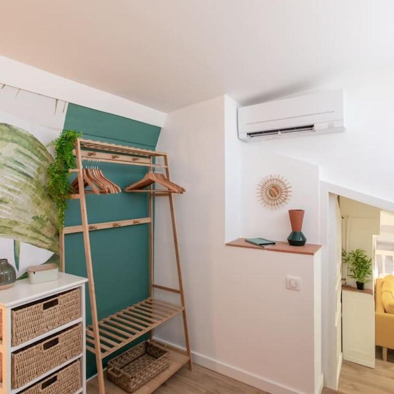 #48 Staywizus - Suite Jean top floor terrace 5min walk sea AC - Appartement 2 Chambres - 38