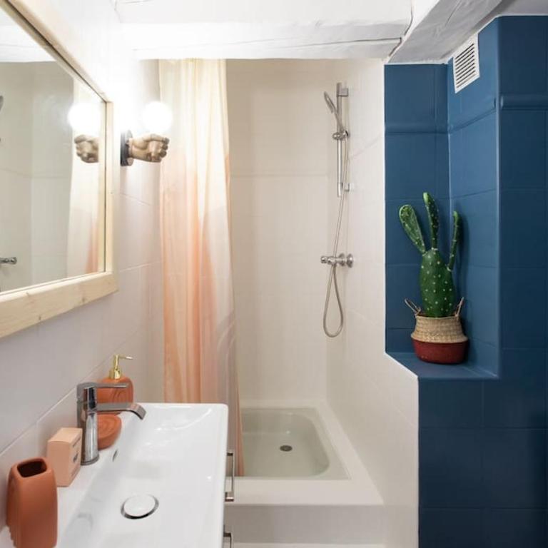 #48 Staywizus - Suite Jean top floor terrace 5min walk sea AC - Appartement 2 Chambres - 57