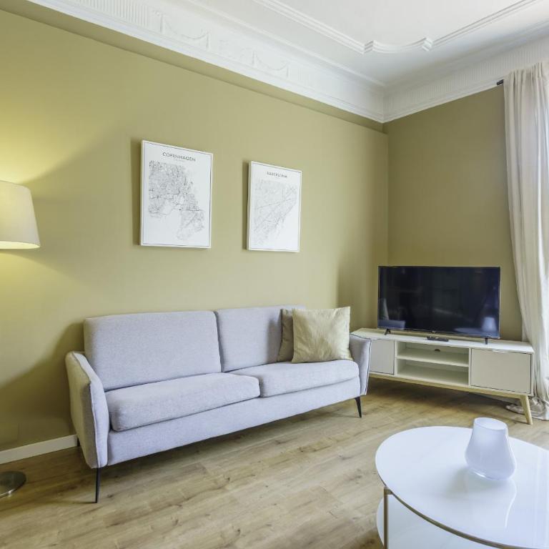 Ola Living Diagonal II Apartments - Three-Bedroom Apartment - 5