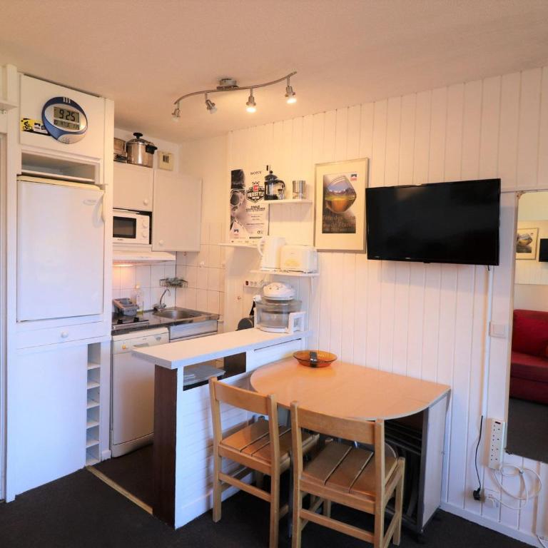 Studio confortable avec balcon, animaux acceptés, proche pistes - FR-1-502-465 - Monolocale - 4