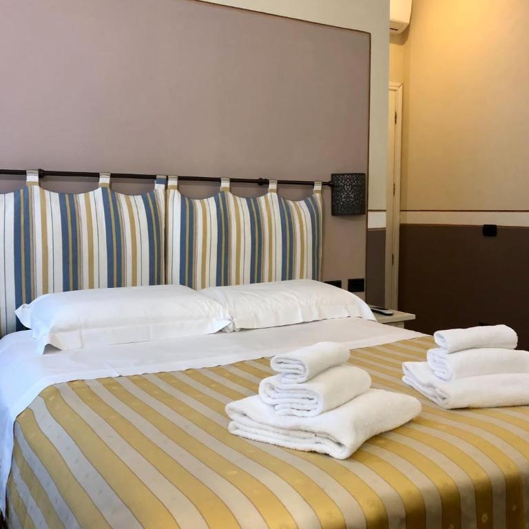 Villa Romantica Wellness & SPA - Camera Matrimoniale Economy - 4