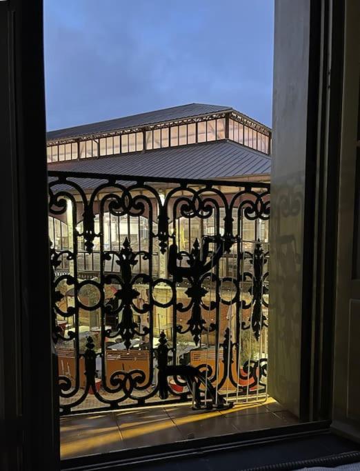 Vue sur la place des Halles, Art Apparts - Appartement 1 Chambre - 13