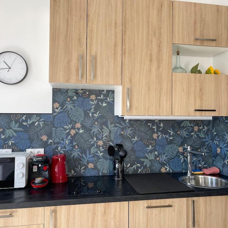 Vue sur la place des Halles, Art Apparts - Appartement 1 Chambre - 14