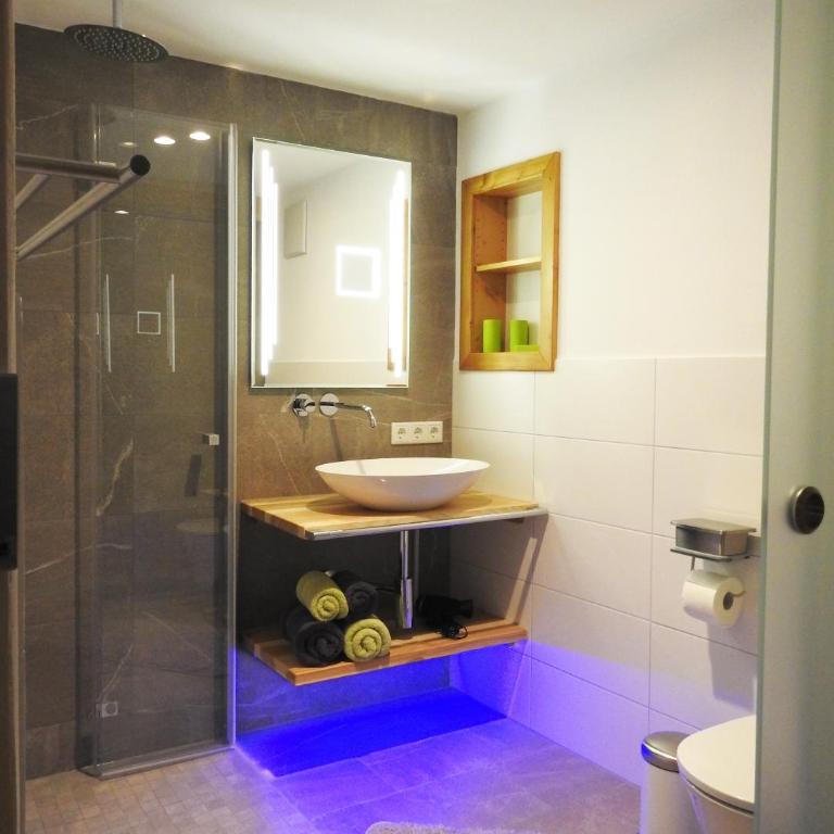 Leos Alpenblume inklusive Sommer Bergbahnticket - Apartment mit 2 Schlafzimmern - 1