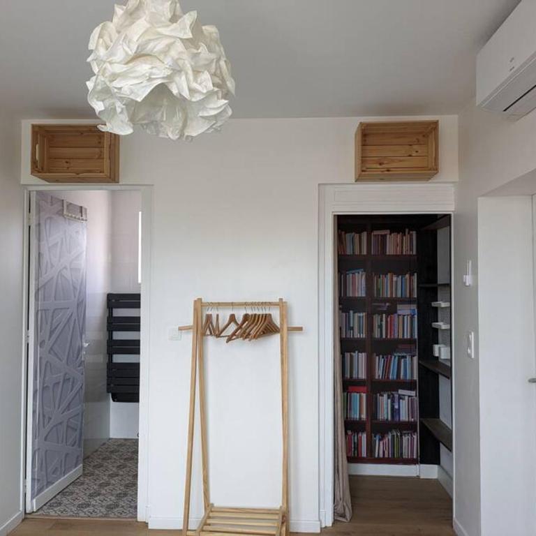 "Le Royan" appartement proche gare et plage - One-Bedroom Apartment - 13
