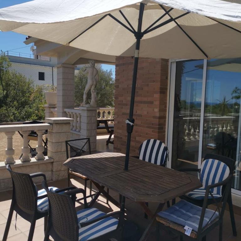 CAN TRULLEN CHALET CALAFELL - Casa de 5 dormitorios - 21
