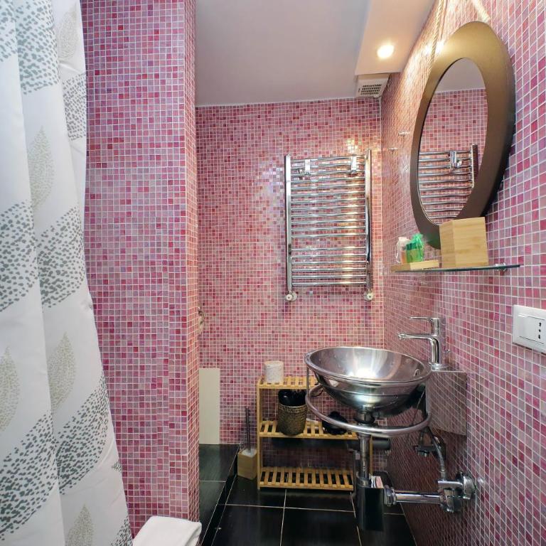 Flatinrome Trastevere 2 - Jacuzzi in Trastevere - Appartamento con 2 Camere da Letto - 25