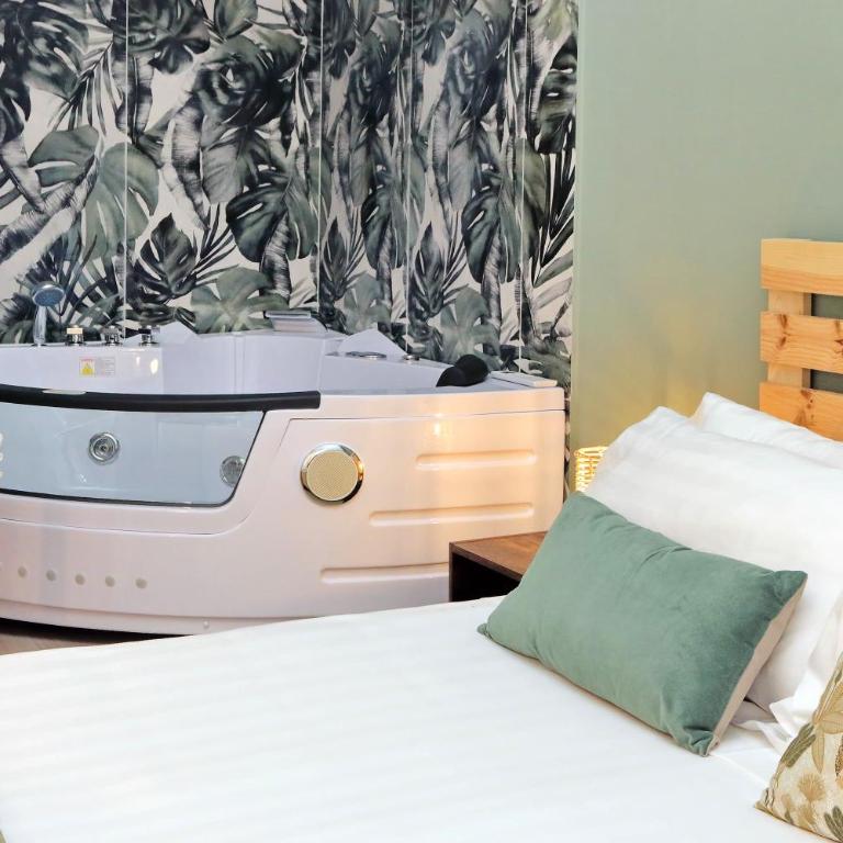 Flatinrome Trastevere 2 - Jacuzzi in Trastevere - Appartamento con 2 Camere da Letto - 5