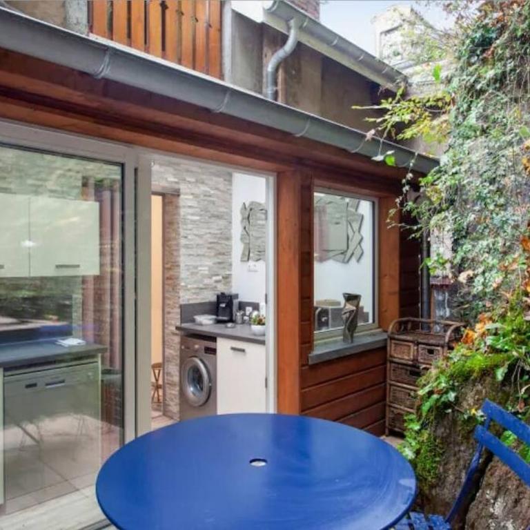 Face aux Thermes: lit double, terrasse, wifi - Appartement 1 Chambre - 1