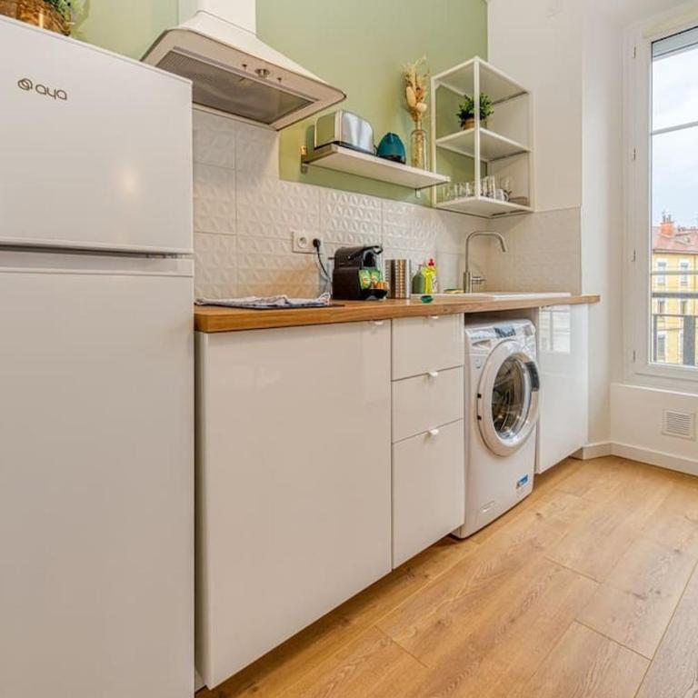 Entre gare et centre-ville: lit double, wifi - Appartamento con 1 Camera da Letto - 10