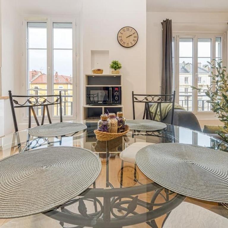Entre gare et centre-ville: lit double, wifi - Appartamento con 1 Camera da Letto - 12