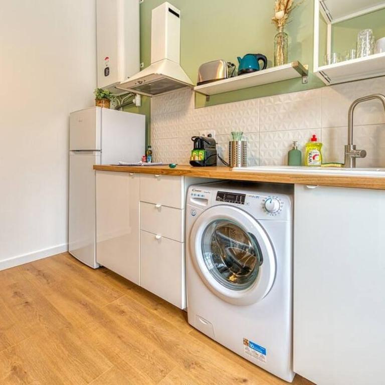 Entre gare et centre-ville: lit double, wifi - Appartamento con 1 Camera da Letto - 13