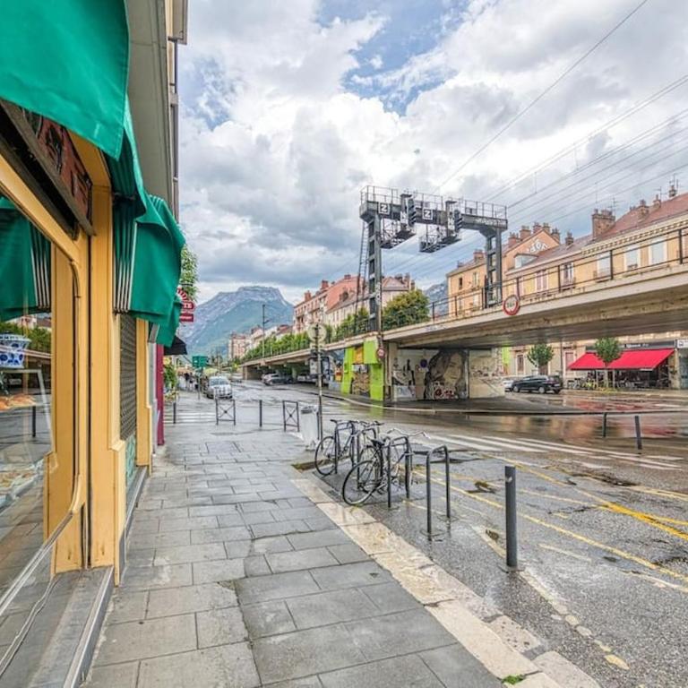 Entre gare et centre-ville: lit double, wifi - Appartamento con 1 Camera da Letto - 21