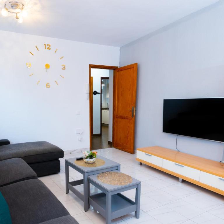 Apartamento Maracuya - Three-Bedroom Apartment - 9
