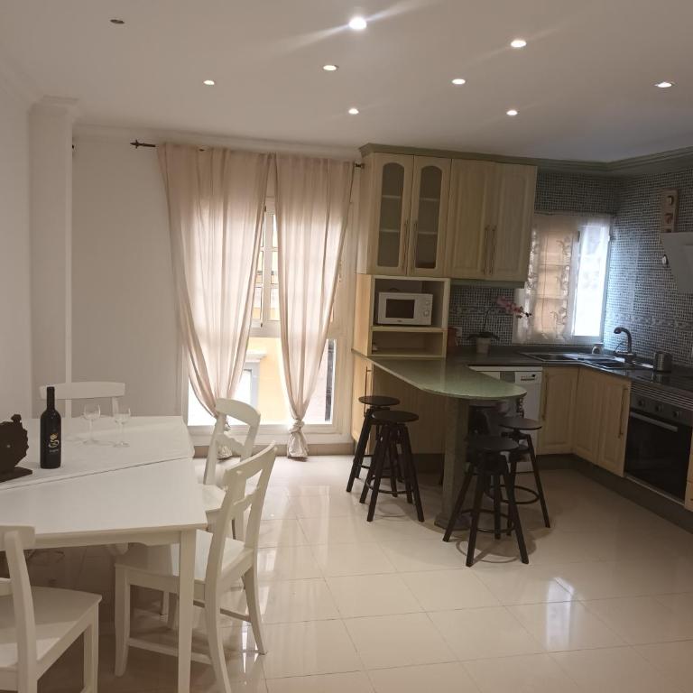 As de guía, playa de las canteras Vv - Loft - 4
