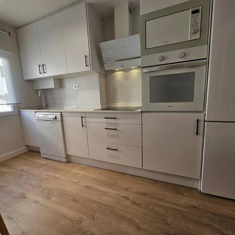1A102 Moderno y amplio apartamento by R2R Consulting - Apartamento - 26