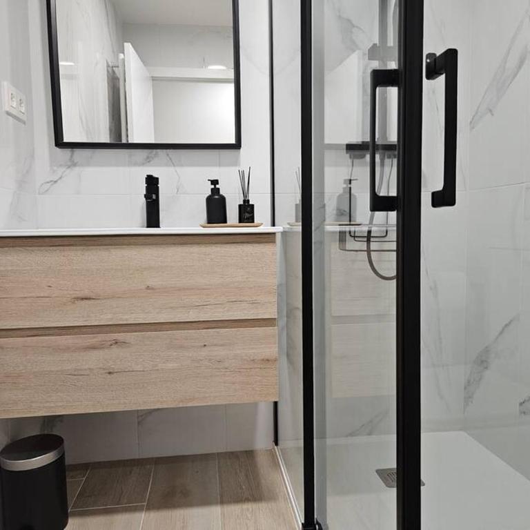 1A102 Moderno y amplio apartamento by R2R Consulting - Apartamento - 29