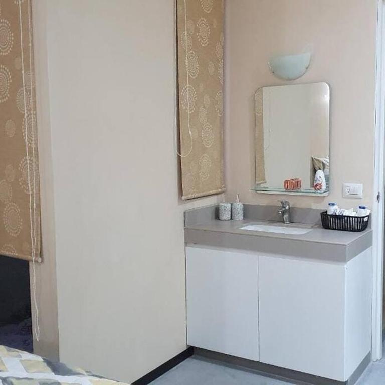 Marysol beachfront next to nomads d4 - One-Bedroom Apartment - 13