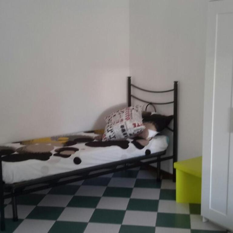 Nightstars B&B - Camera Budget Doppia con Letti Singoli - 5