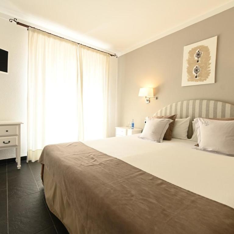 Stadthotel Santanyi - Habitación Doble con balcón - 1