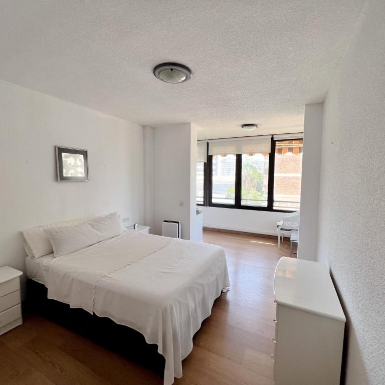Apartamento en Malaga Este - Apartamento de 3 dormitorios - 2