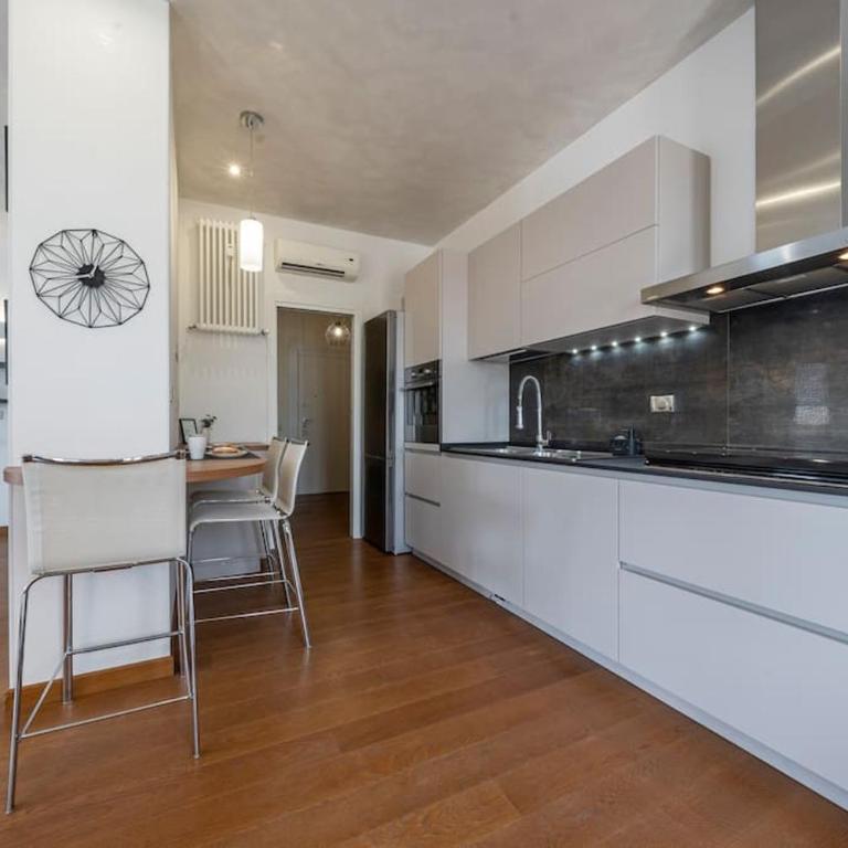 [Via Indipendenza] – Attico di lusso con Piscina - Penthouse Apartment - 10