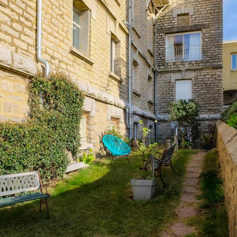 Magnifique appartement avec terrasse, parking et vue sur l'océan pour 6 - Appartement 2 Chambres - 21