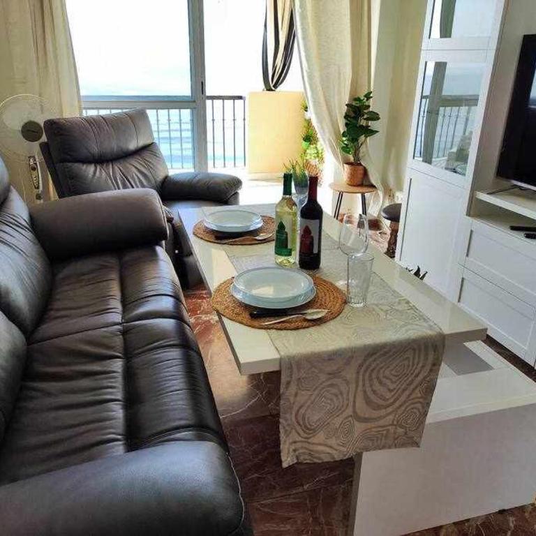 Fuengirola frente al mar Apt - Apartamento de 2 dormitorios - 10