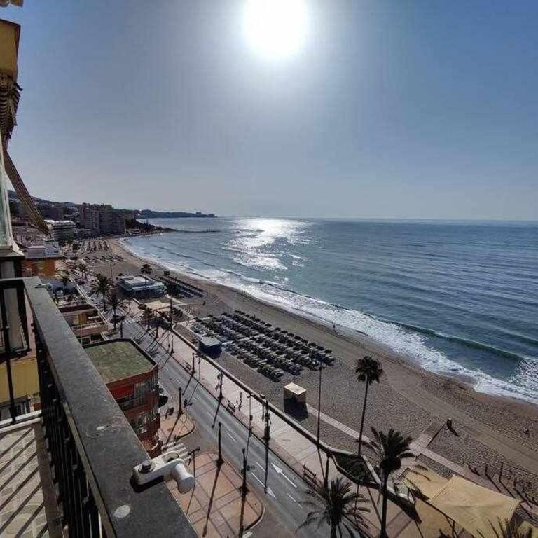 Fuengirola frente al mar Apt - Apartamento de 2 dormitorios - 37
