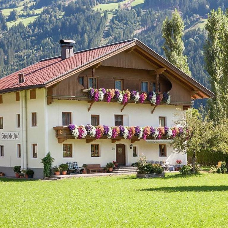Stöcklerhof - Three-Bedroom Apartment with Shower - 26