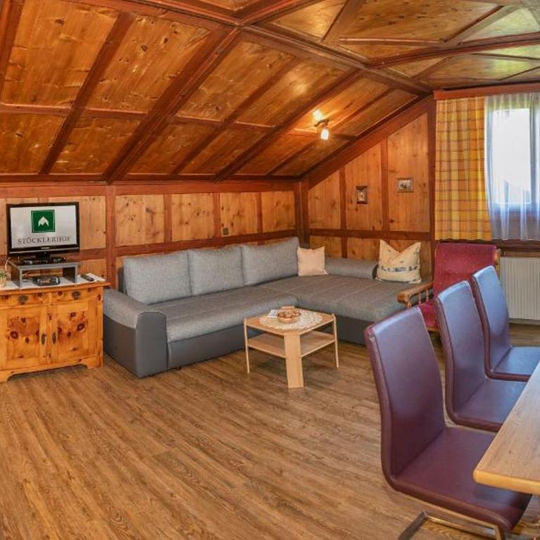 Stöcklerhof - Three-Bedroom Apartment with Shower - 27