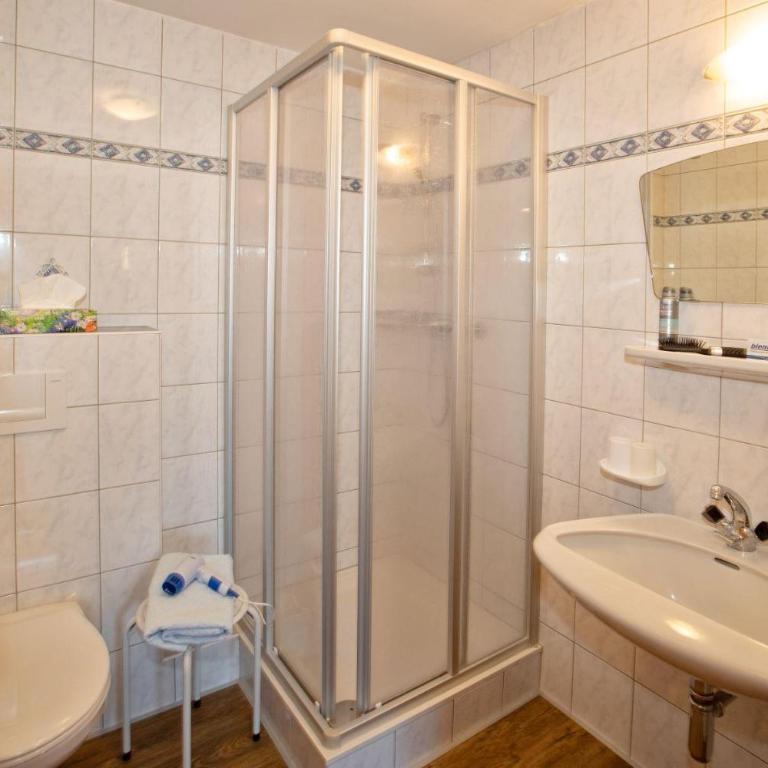 Stöcklerhof - Three-Bedroom Apartment with Shower - 20