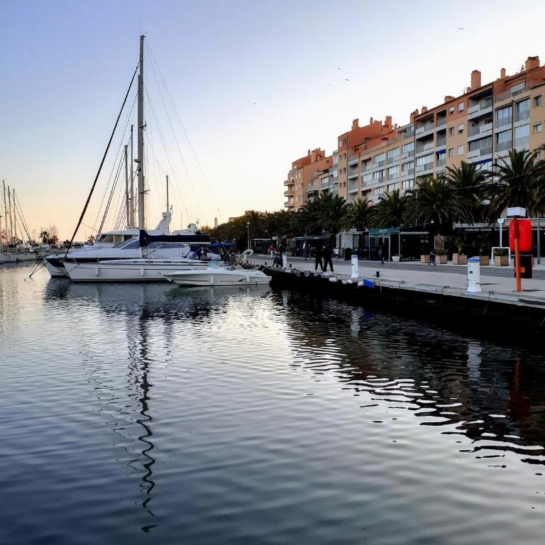 50 m2 - Le PORT, HYERES - Appartement 1 Chambre - 8