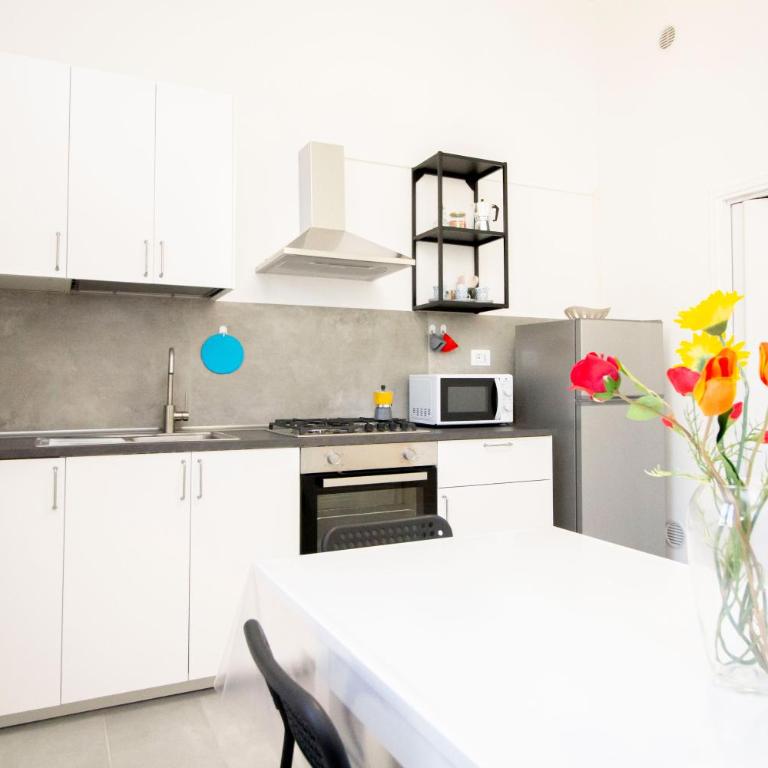 LeS House - Apartment 2 by TuscanyWeGo - Two-Bedroom Apartment - 10